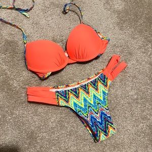 New Cupshe push-up swimsuit